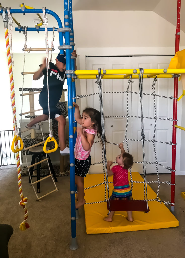 indoor play gym for kids